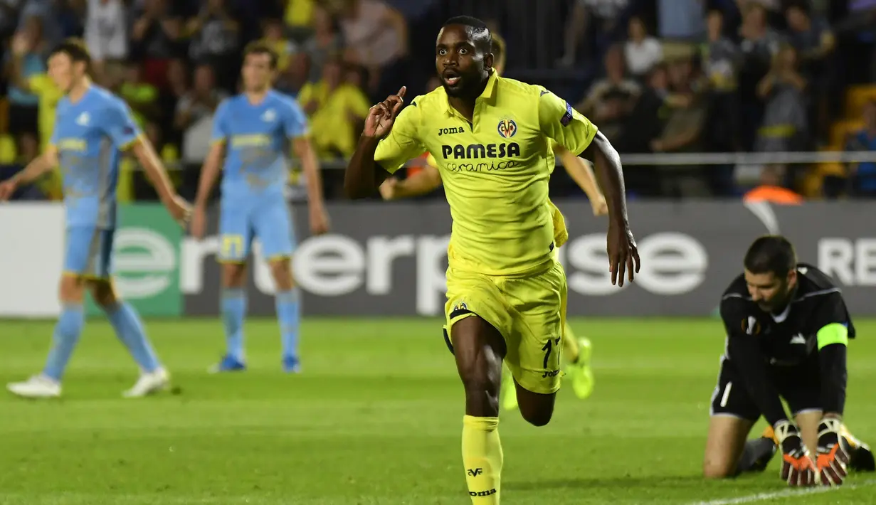 3. Cedric Bakambu (Villarreal) - 9 Gol (1 Penalti). (AFP/Jose Jordan)