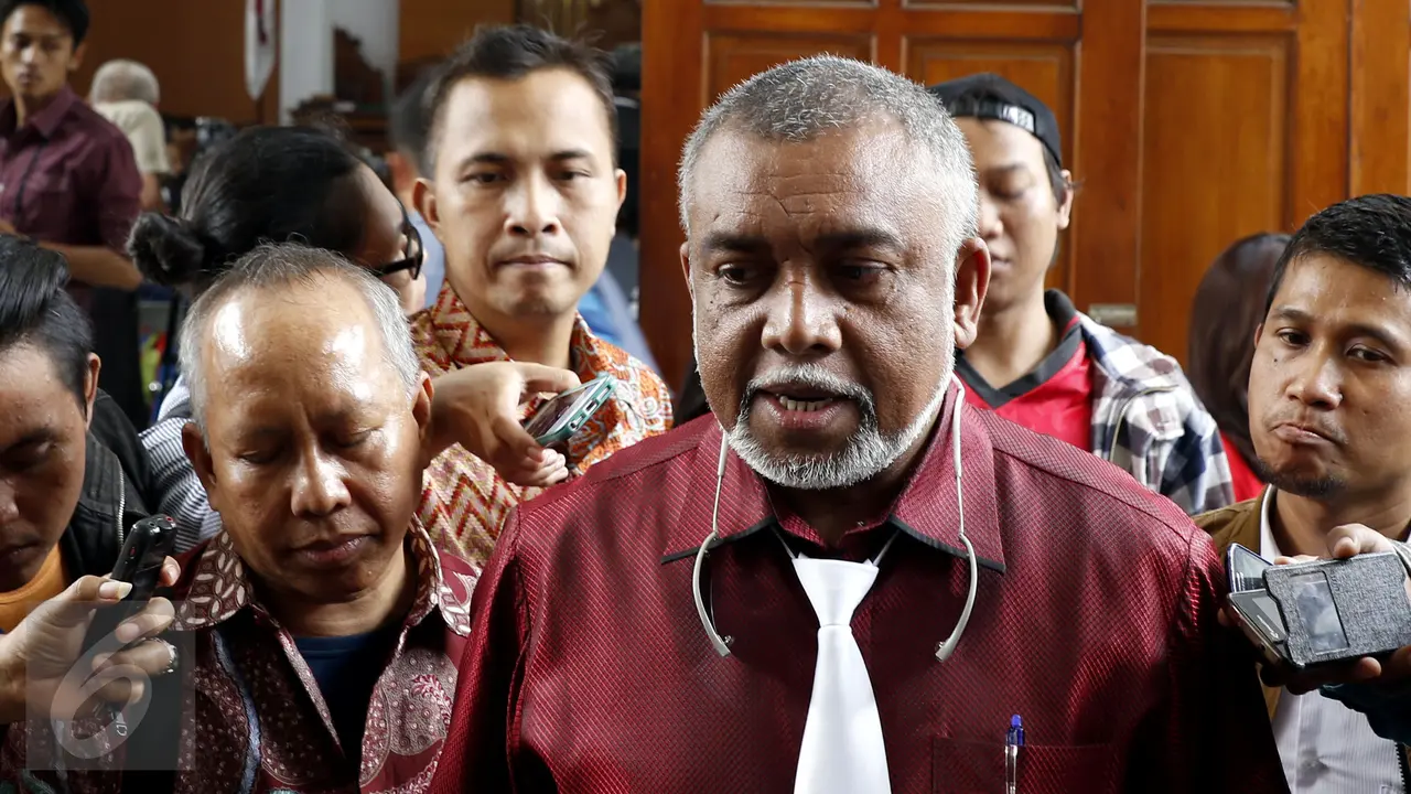 20150818-Sidang Perdana Mucikari Artis RA-Jakarta