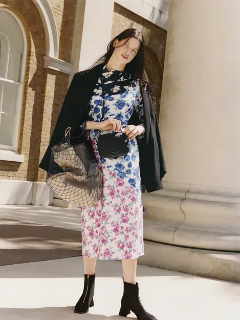 Sepatu Hingga Tas Dibuat Menggunakan Bahan Daur Ulang Dengan Model Stylish Dan Modern Fashion Fimela Com