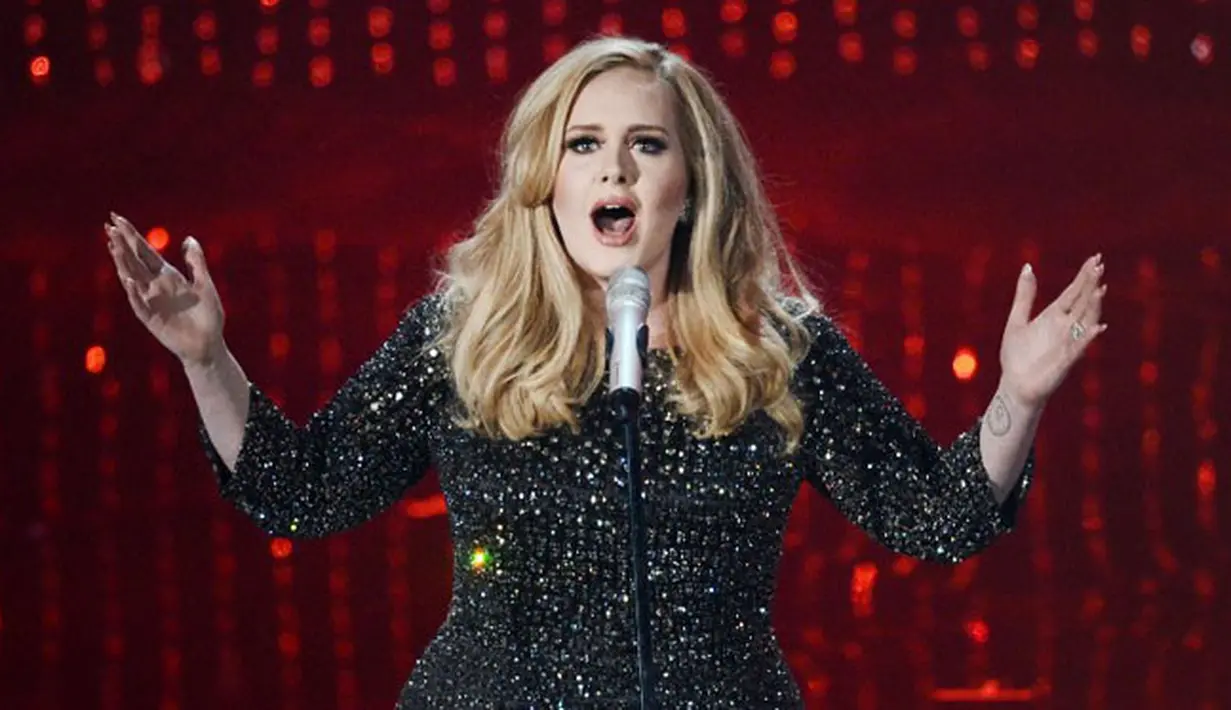 Film bertajuk Oliver yang akan dibintangi oleh Adele ini merupakan cerita yang diadopsi dari sebuah novel berjudul sama karya dari Charles Dicken.  (AFP/Kevin Winter)