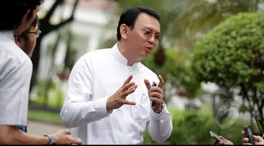  Gubernur DKI Jakarta Basuki Tjahaha Purnama atau Ahok sudah tidak sabar mengubah segala birokrasi di Jakarta Selatan. Saat melantik Walikota baru, Tri Kurniadi, Ahok pun membeberkan bobroknya kinerja PNS di Jakarta Selatan.