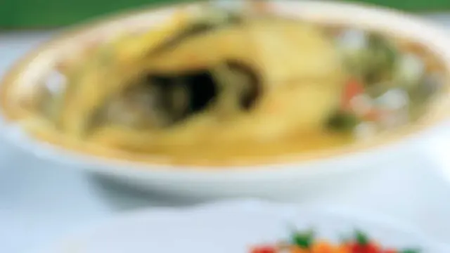 [Bintang] Makanan pesta adat Kahiyang Ayu - Bobby Nasution