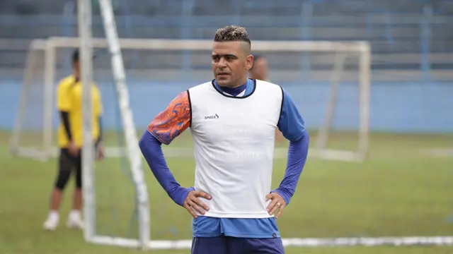 Cristian Gonzales