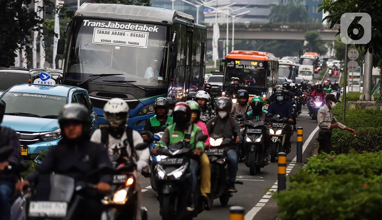 “Hasil Serosurvei menunjukkan 99 persen masyarakat Indonesia memiliki antibodi COVID-19,” ujarnya. (Liputan6.com/Johan Tallo)