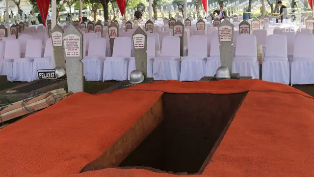 Sebelah Ainun, Ini Makam BJ Habibie di TMP Kalibata