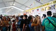 Festival jajanan kaki lima dunia digelar di manila, filipina. 13 negara berpastisipasi dalam festival tahunan ini.