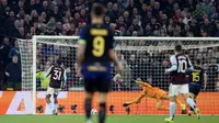 Hasil Liga Europa: Verdonk Cadangan, Lille Tersingkir, Bologna Lolos Dramatis di Olimpico