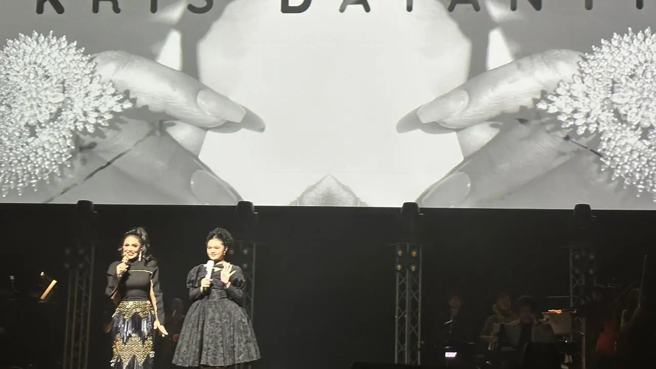Amora Lemos di konser tunggal Kris Dayanti