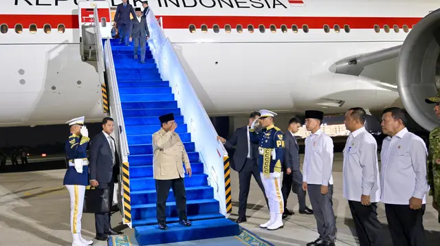 Disambut Gibran, Prabowo Tiba di Tanah Air Usai Hadiri KTT BRICS 2026
