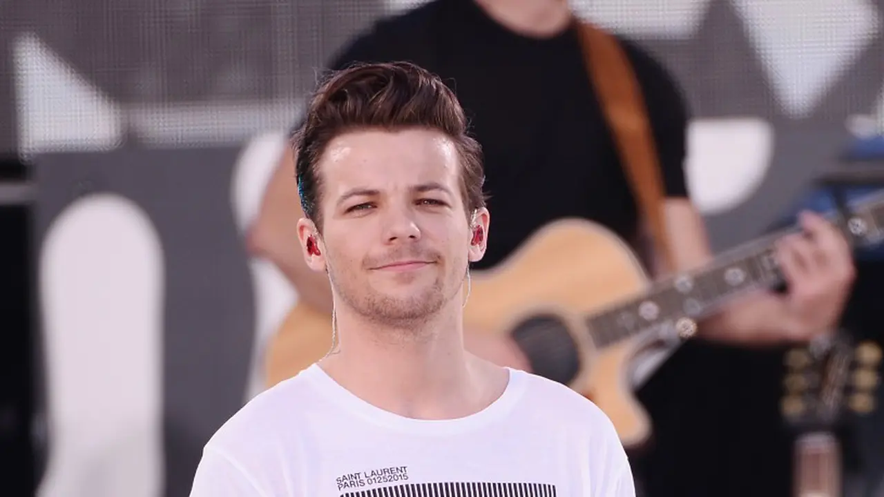 [Bintang] Louis Tomlinson Rilis Cuplikan Single Baru, Back To You