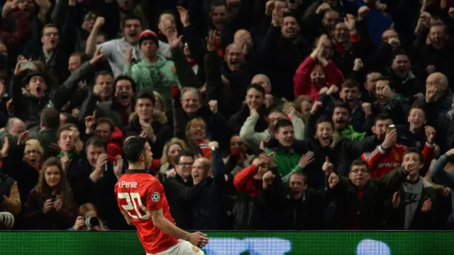 Selebrasi Gol Robin van Persie (PAUL ELLIS / AFP)
