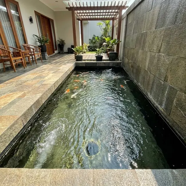 Model Kolam Ikan Teras Rumah Tidak Bau