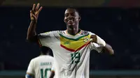 Selebrasi pemain Timnas Senegal U-17, Idrissa Gueye setelah mencetak hattrick ke gawang Timnas Polandia U-17pada laga kedua Grup D Piala Dunia U-17 2023 di Stadion Si Jalak Harupat, Kabupaten Bandung, Selasa (14/11/2023). (Bola.com/Ikhwan Yanuar)