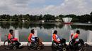 Sejumlah penyandang disabilitas menghadiri acara peringatan Hari Disabilitas Internasional, Jakarta, Rabu (10/12/2014). (Liputan6.com/Johan Tallo)