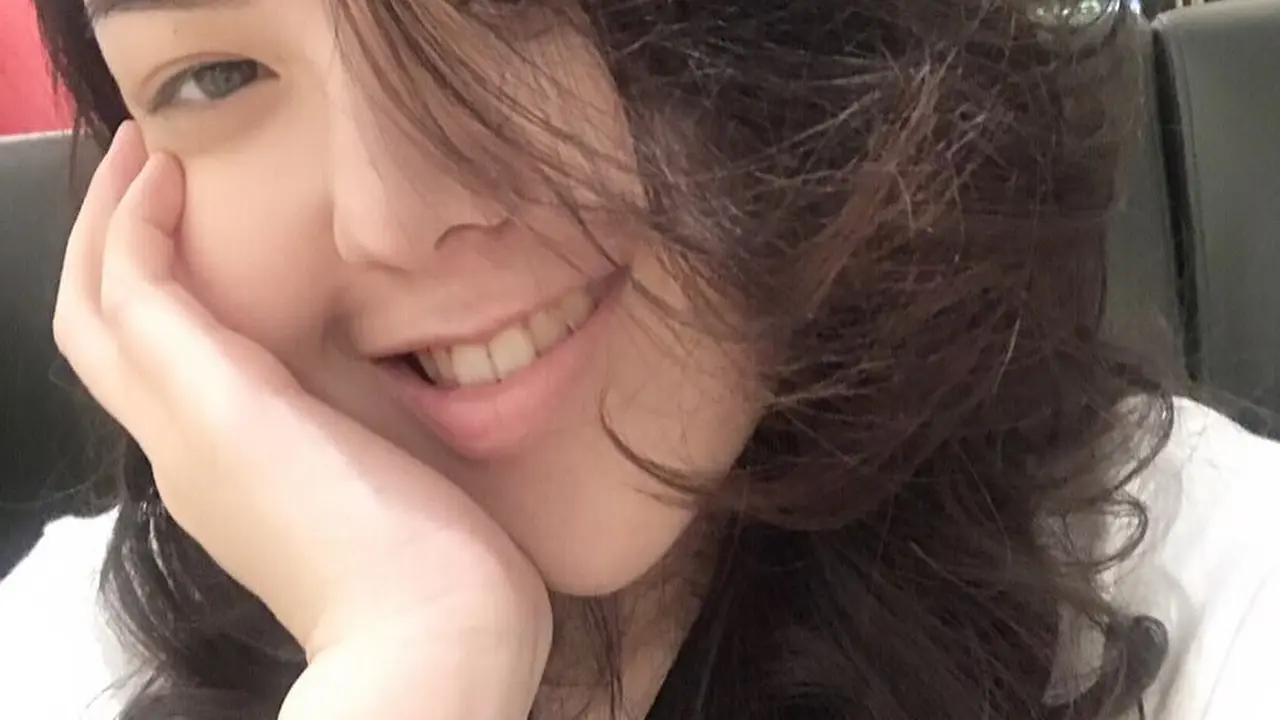 [Bintang] Tina Toon