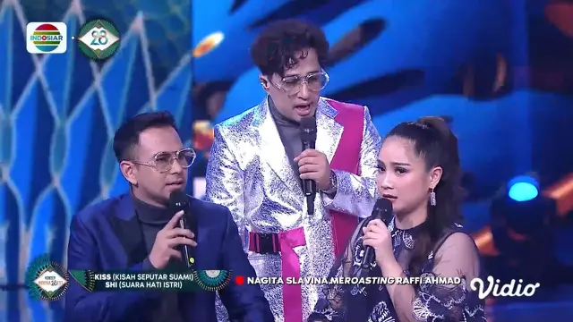 Raffi Ahmad dan Nagita Slavina saling roasting di panggung HUT Indosiar ke-28 hari pertama bertema Konser Indosia28est