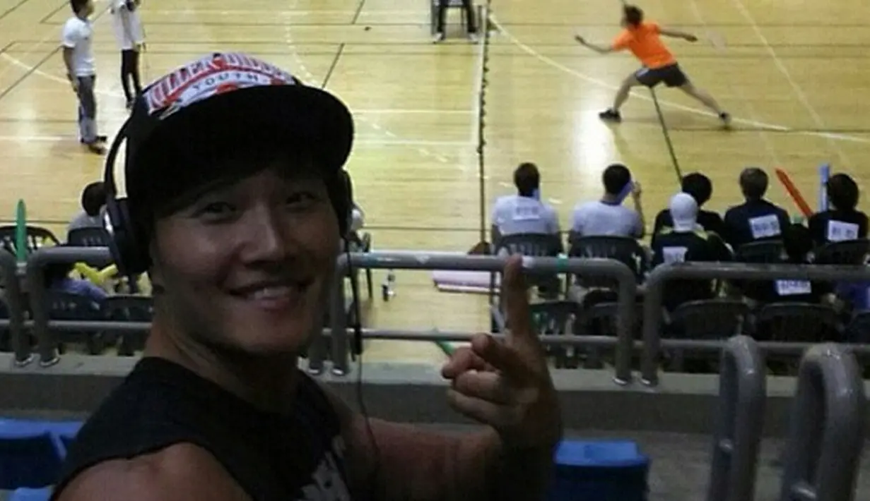 Melansir Ace Showbiz, Kim Jong Kook yang diwawancara dalam acara televisi bertajuk Chosun's "Let's Go With Mom" menceritakan jenis penyakit yang diderita akibat mengkonsumsi protein secara berlebih. (Instagram/kim_jong_kook)