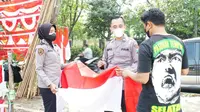 Sambut HUT RI, 5 Ribu Bendera Merah Putih dan Bakso Disebar di Sidoarjo