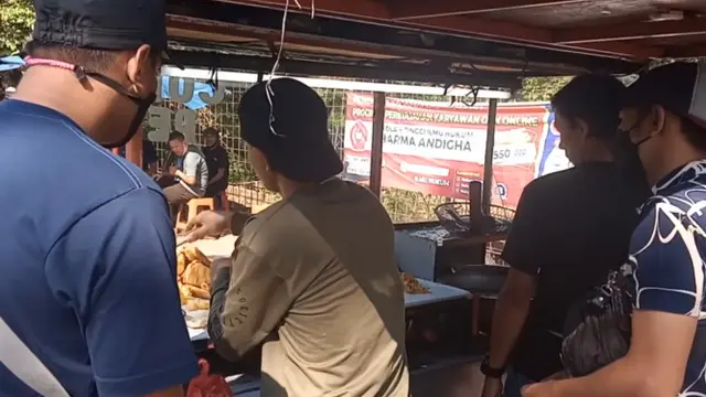 Kisah Sukses Penjual Gorengan, Dulu Digaji Rp15 Ribu Kini Raup Omzet Rp150 Juta