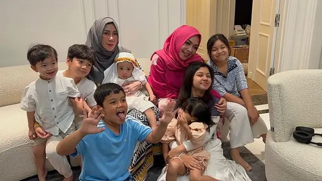 6 Potret Syukuran Rumah Baru Nagita Slavina dan Raffi Ahmad, Buka Puasa Bersama