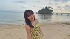Pemilik nama asli Heppy Rismanda Hendranata memang gaya penampilannya sangat kece dan menawan. Seperti saat Happy Asmara liburan ke pantai. Gaya penampilannya yang memesona ini banjir pujian dari netizen. (Liputan6.com/IG/@happy_asmara77)