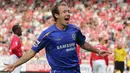 Arjen Robben. Pada musim 2004/2005, sayap asal Belanda yang baru saja bergabung dengan Chelsea dari PSV ini memiliki nilai pasar senilai 20 juta euro. Ia berhasil mencetak 7 gol dan 9 assist di Liga Inggris dari 18 penampilan saja akibat mengalami cedera di tengah musim. (AFP/Odd Andersen)