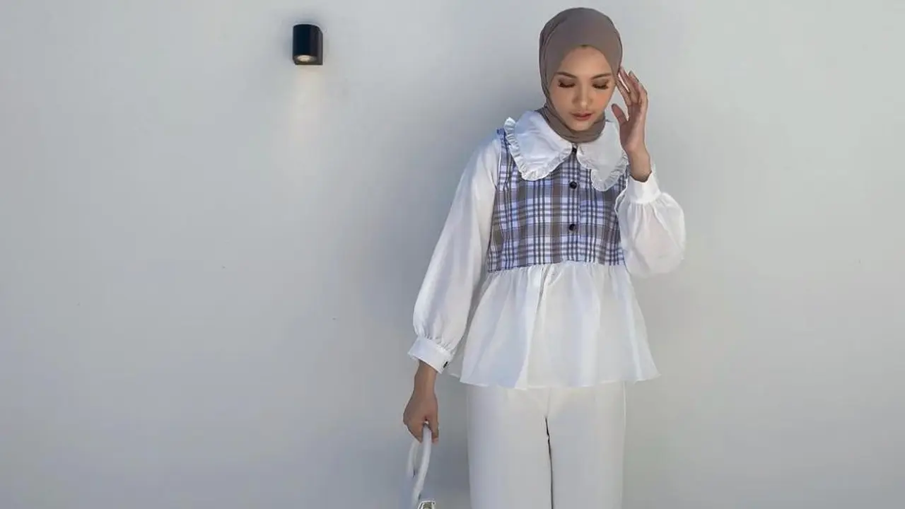 6 Style Hijab Ala Fita Wulansari