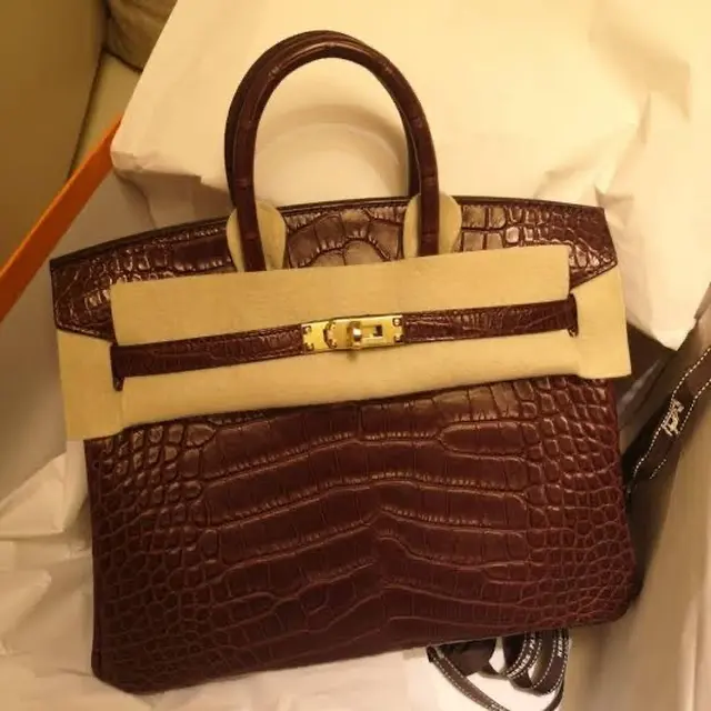 Penampilan Tas Hermes yang dikenakan Nagita Slavina