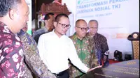 Menteri Ketenagakerjaan M Hanif Dhakiri secara resmi meluncurkan program jaminan sosial bagi Tenaga Kerja Indonesia (TKI).
