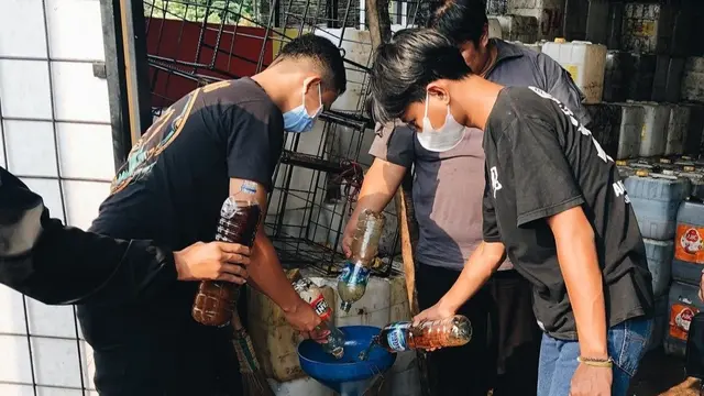 Minyak Jelantah Disulap Jadi Sembako Bantu Warga Terdampak PPKM Level 4