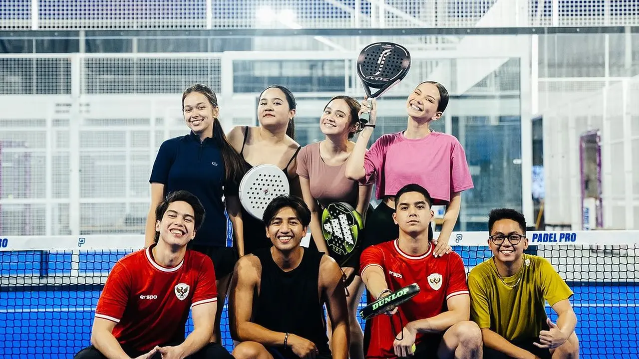 Definisi Pacaran Sehat, Gaya Kompak Al Ghazali-Alyssa Daguise dan El Rumi-Syifa Hadju Saat Main Padel Bareng