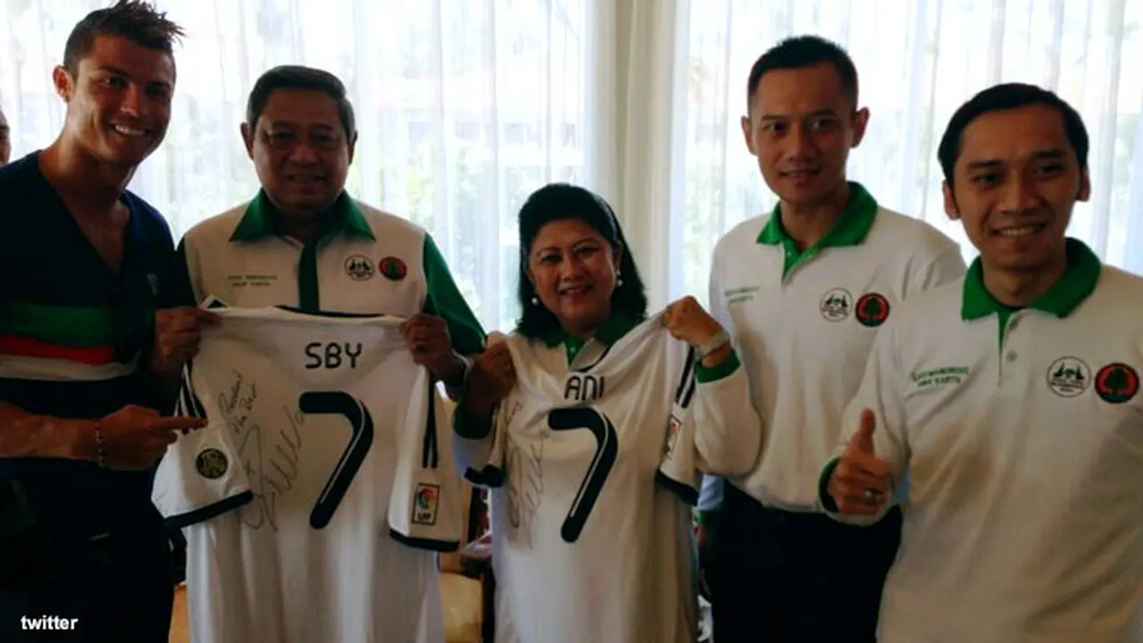 sby-ronaldo-bali-130731b.jpg
