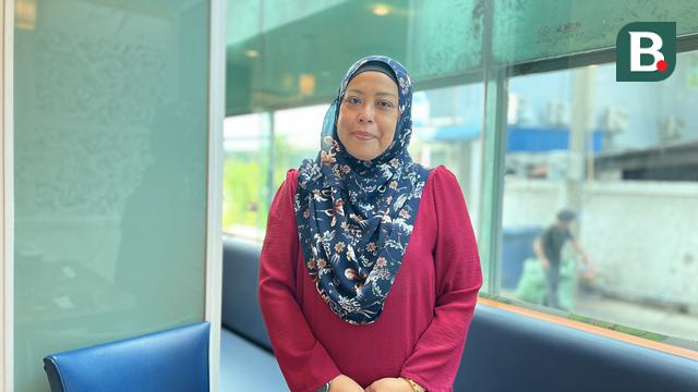 Pemilik restoran Padang Nusantara di Bangkok, Thailand, Dina Phua.