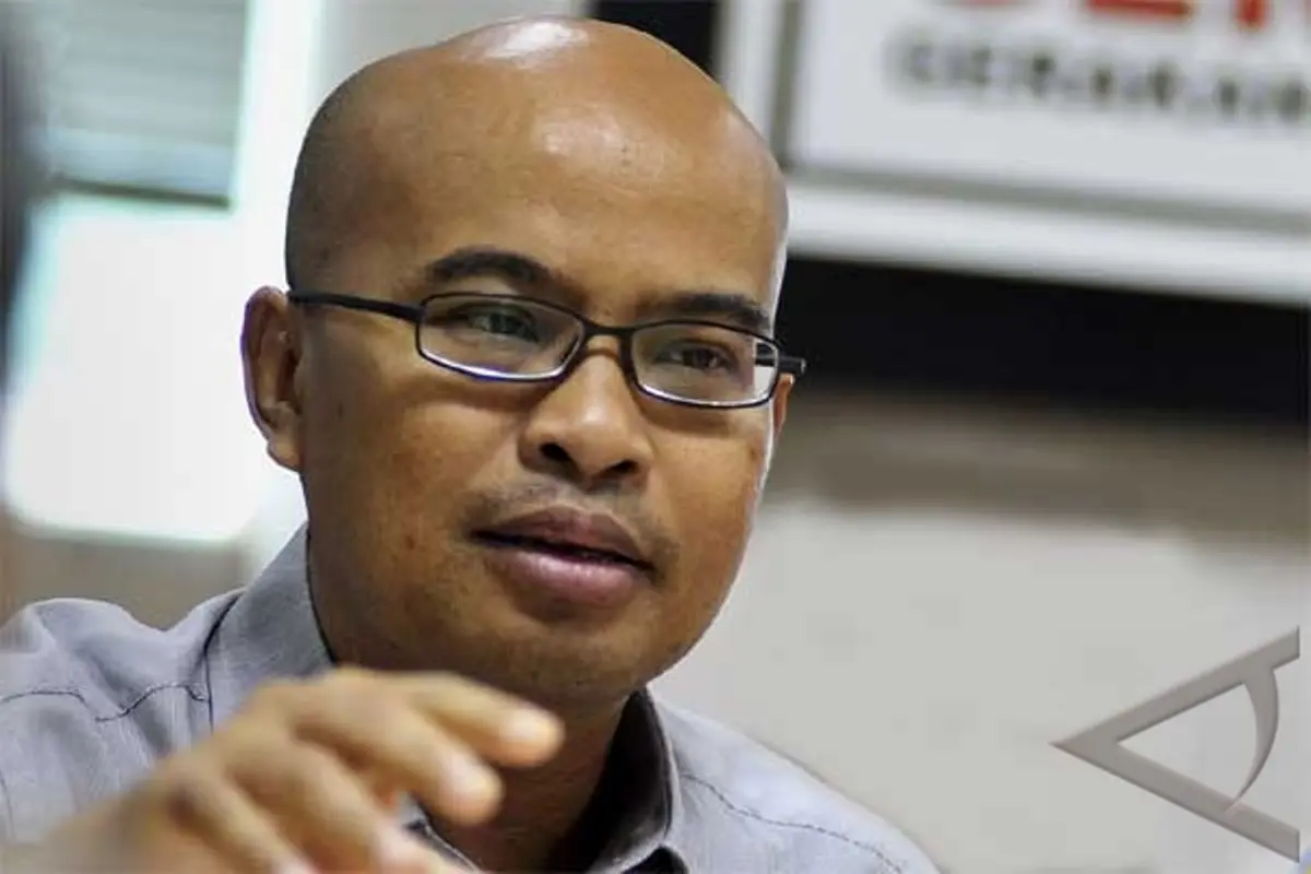[Bintang] Dianggap Hina Nabi, Desmond J Mahesa Dilaporkan ke Polisi