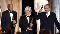 Pendiri Studio Ghibli, Hayao Miyazaki merasa bahagia bisa mendapat penghargaan dari penyelenggara Academy Awards melalui Governor's Award.