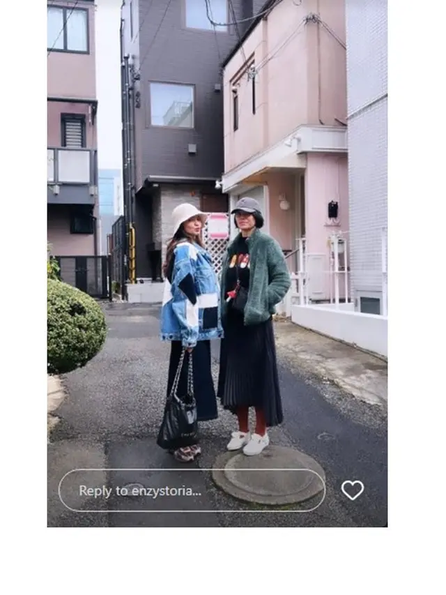 6 Potret Enzy Storia dan Suami Liburan di Jepang, Ungkap Kondisi saat Gempa