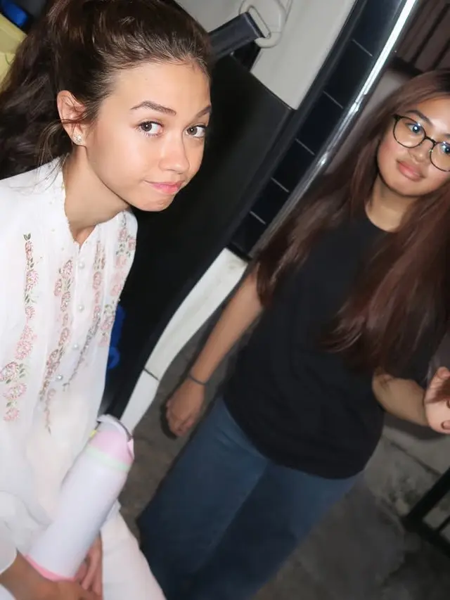 Wajah Natural nan Glowing Yuki Kato di Ulang Tahun ke-30. [@yukikt]