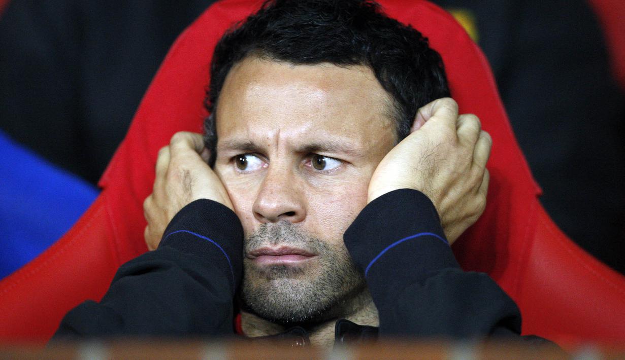 Pada 1 November 2020, Kate Greville melaporkan Ryan Giggs ke pihak kepolisian dengan tuduhan dicurigai melakukan pelecehan dan penyerangan fisik pada Kate Greville. Kate menuduh Giggs berselingkuh dengan dua wanita lainnya. (Foto: AFP/Paul Ellis)