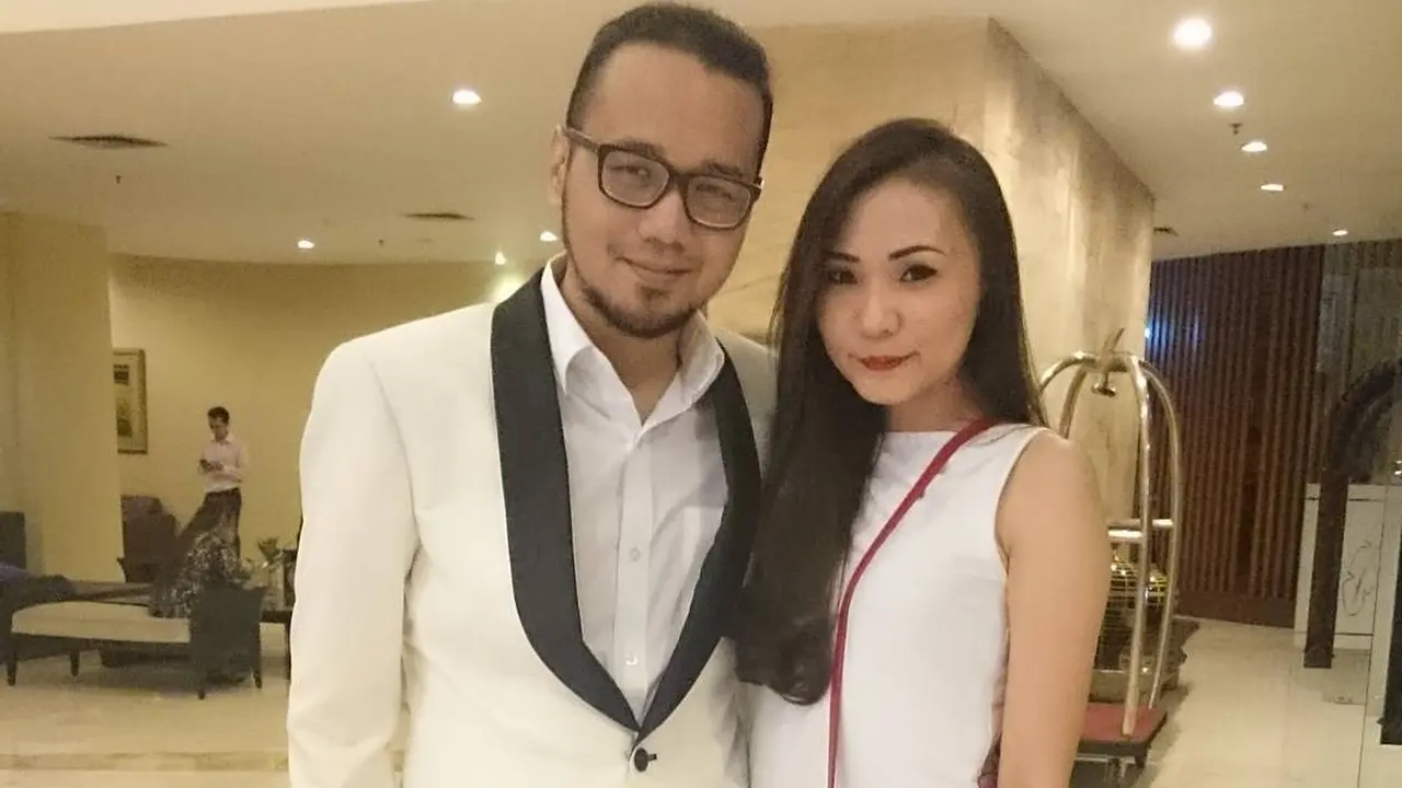 [Bintang] Bassist Kerispatih, Andika Putrasahadewa Meninggal Dunia