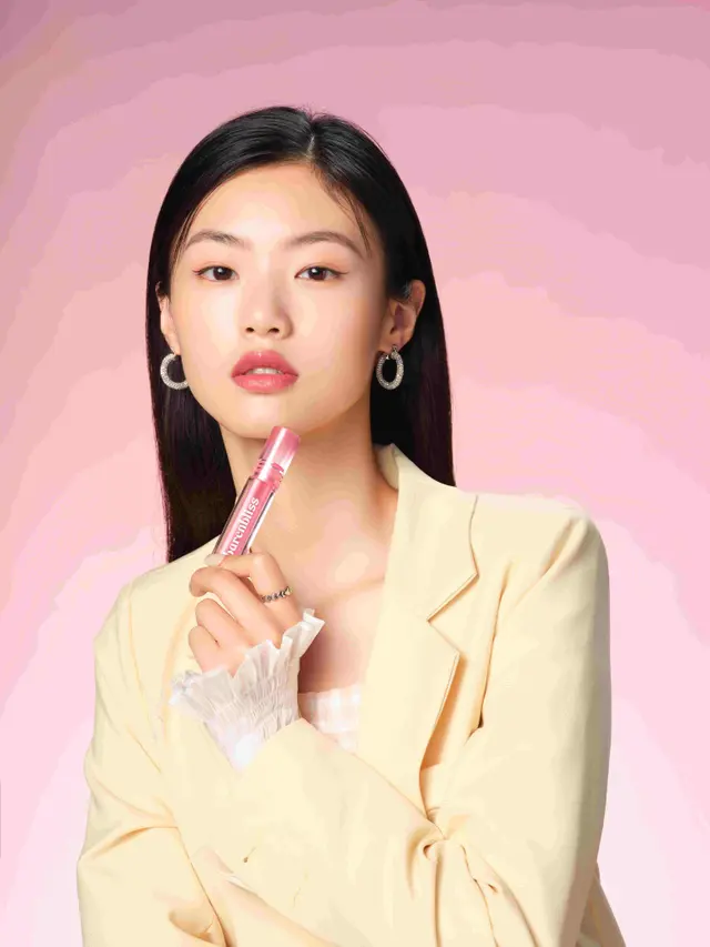 4 Tips Praktis Makeup Cantik dan Elegan dengan Bold Look