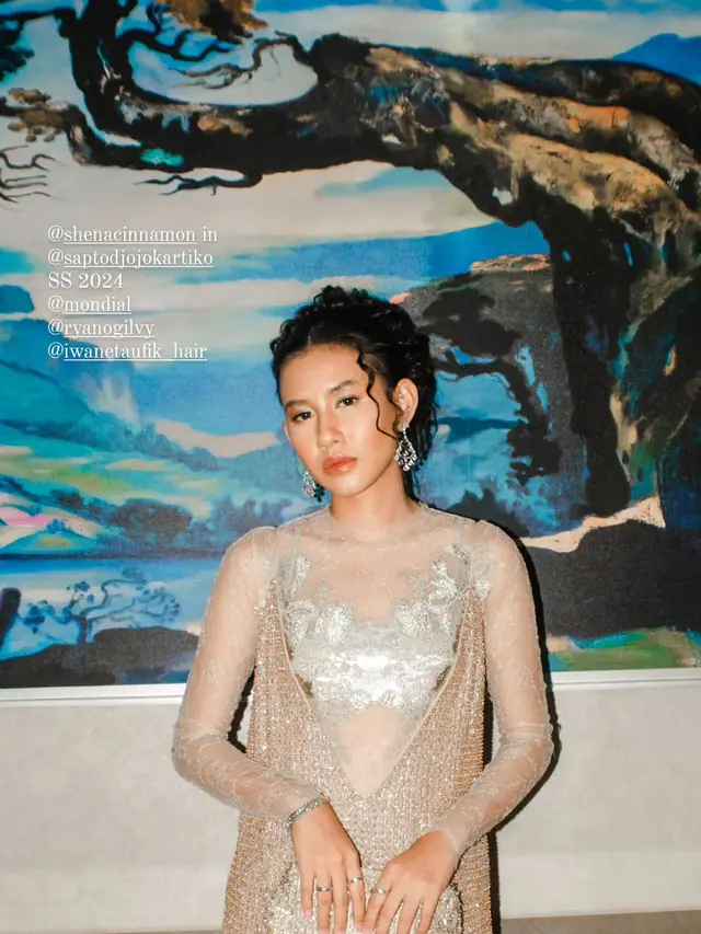 Tanpa Kebaya, Pesona Laura Basuki, Dian Sastrowardoyo hingga Shenina Cinnamon Tetap Menawan di Festival Film Indonesia 2023