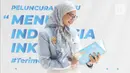 Staf Khusus Presiden Bidang Sosial Angkie Yudistia berpose usai peluncuran buku di Jakarta, Jumat (21/7/2023). (Liputan6.com/Herman Zakharia)