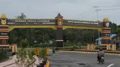 Pangkalan Udara (Lanud) Iskandar sudah 13 hari terakhir ini punya kegiatan yang tak biasa. Foto diambil pada Jumat (9/1/2015). (Liputan6.com/Herman Zakharia)