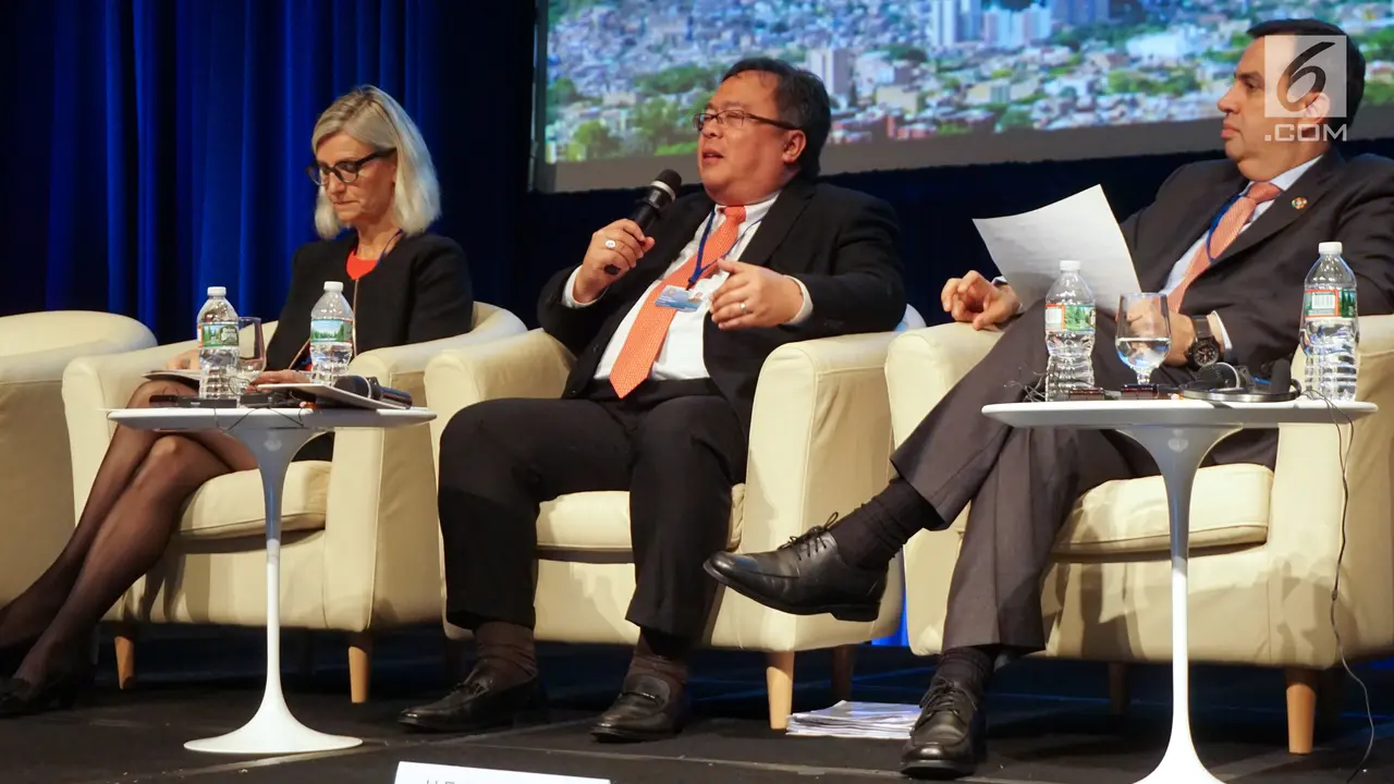PHOTO:  Kepala Bappenas Bahas Pengentasan Kemiskinan di World Bank Annual Meeting