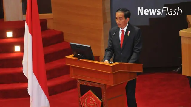 Jokowi menegaskan reformasi hukum harus dilakukan secara maksimal. Komitmen penegakan hukum pemerintah akan semakin dimaksimalkan.