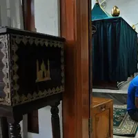 Bukan digusur, tapi Ahok berjanji akan mempercantik Masjid Luar Batang