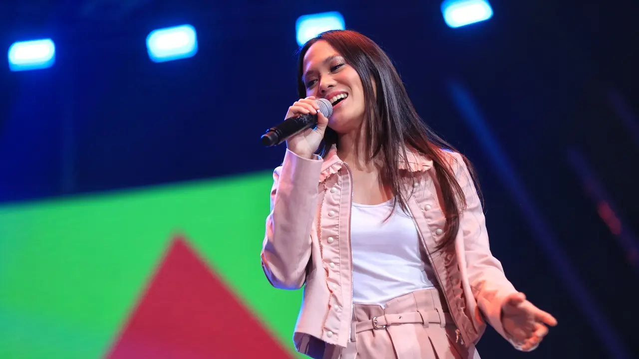 [Bintang] Sheryl Sheinafia