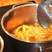 Ilustrasi harga minyak goreng yang diprediksi semakin melonjak. /pixabay.com Peggy Marco