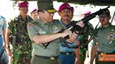 Kasum TNI Letjen TNI J.Suryo Prabowo, didampingi pejabat teras TNI melaksanakan kunjungan kerja ke Bhumi Marinir Karangpilang pada, Kamis (22/9).