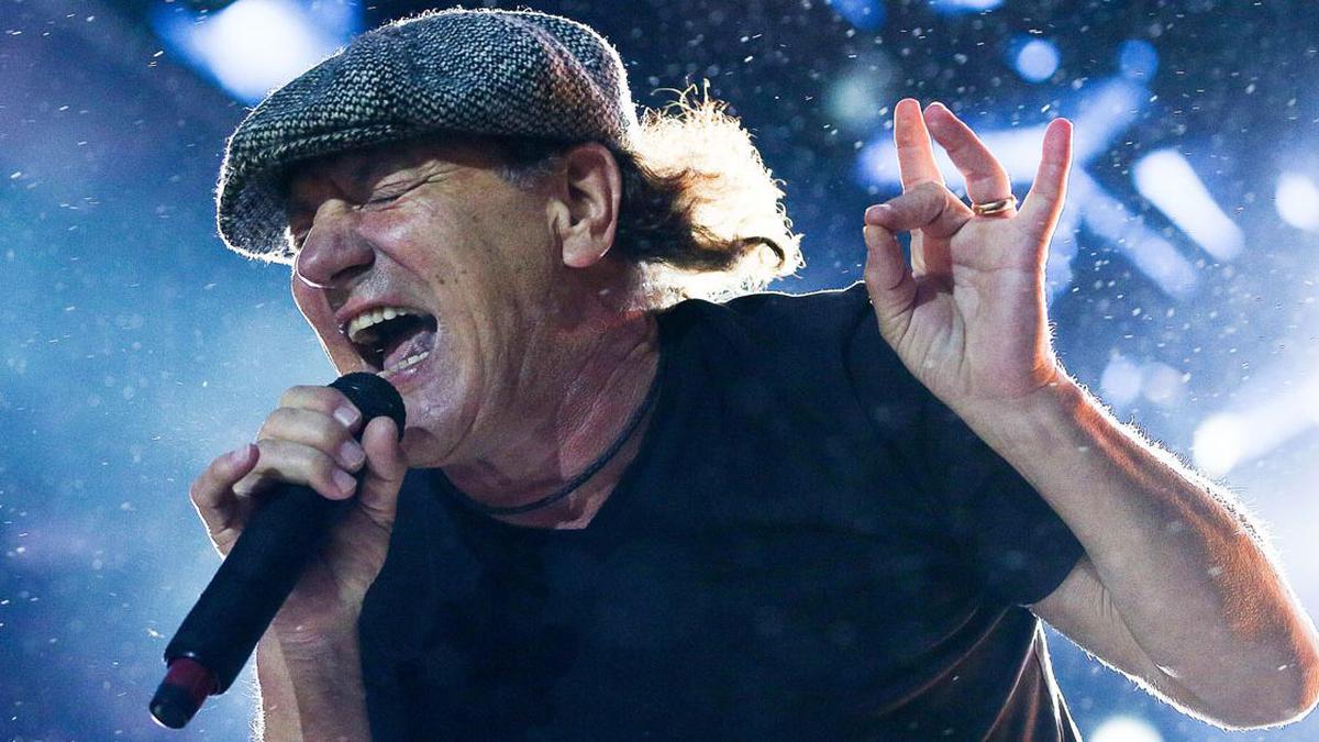 Mantan Vokalis AC/DC Mengaku Hancur Diganti Axl Rose